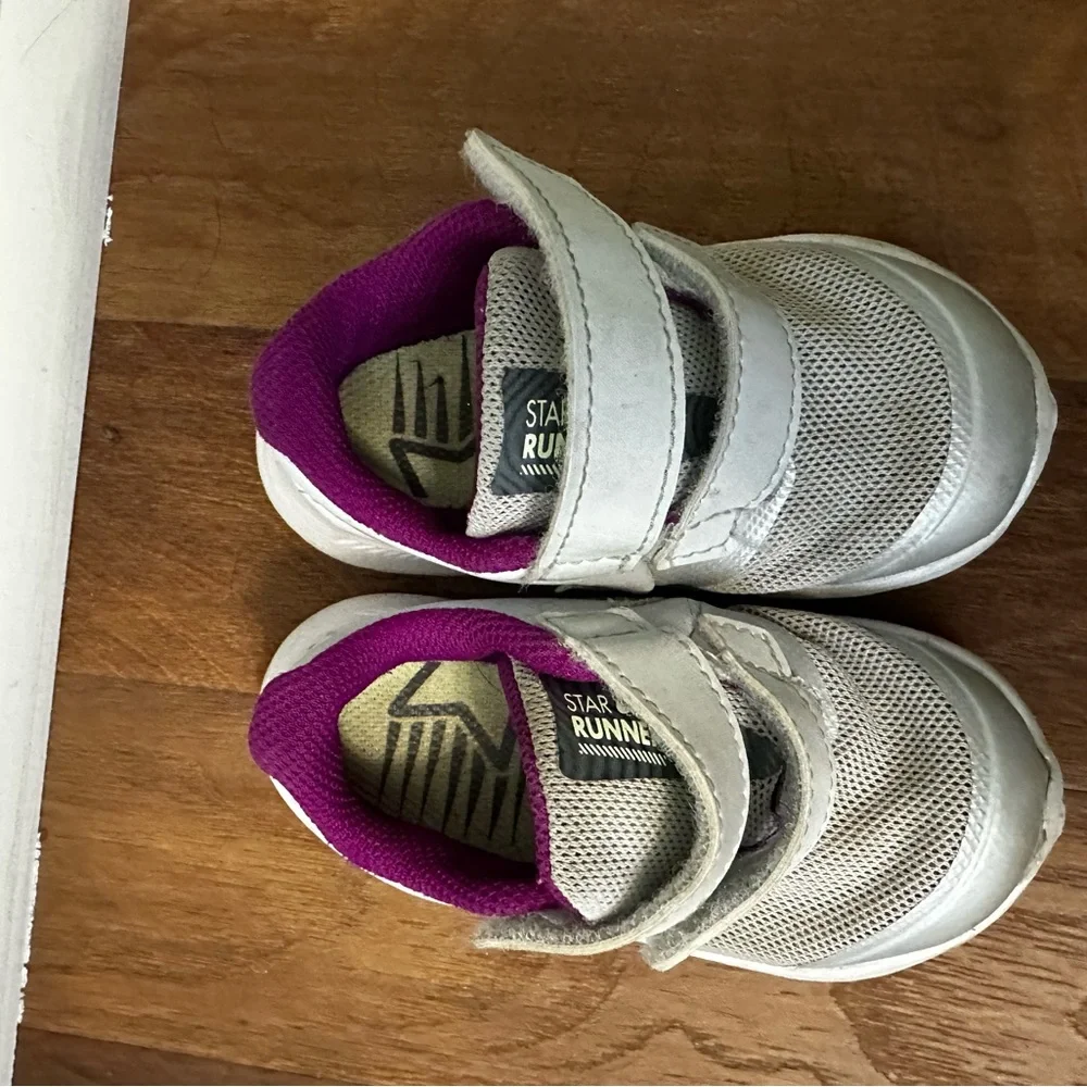 Nike star runner